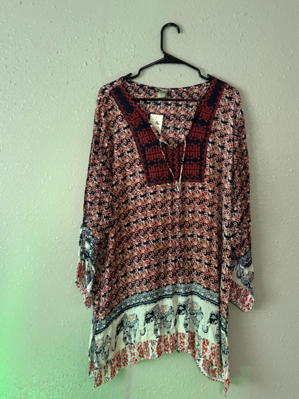 Advance Apparels Red & Navy Printed V-Neck Tunic